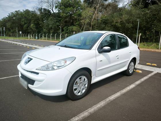 PEUGEOT 207 1.4 IN CONCERT SEDAN 8V FLEX 4P MANUAL